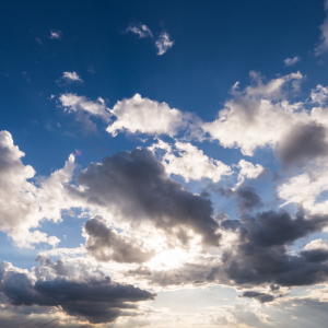 wolken en zonlicht